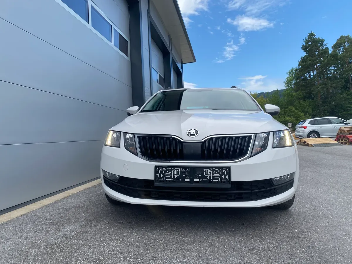 Skoda Octavia 2020 photo 2