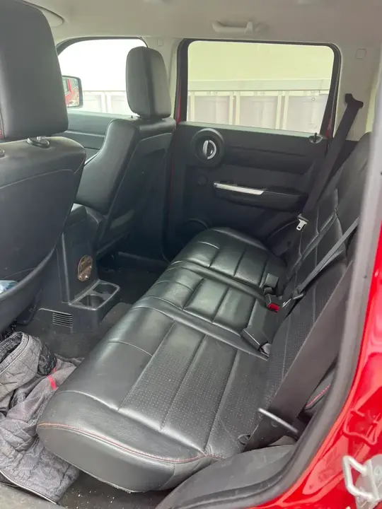 Dodge Nitro 2008 photo 3