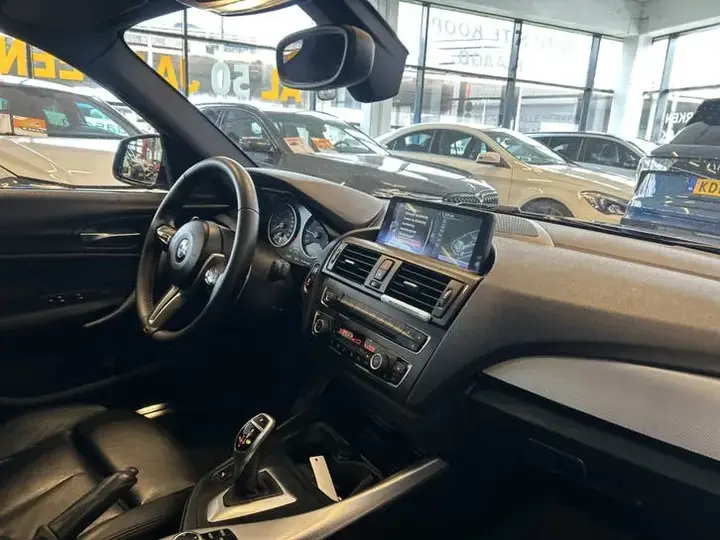BMW 1 Series 2013 photo 2
