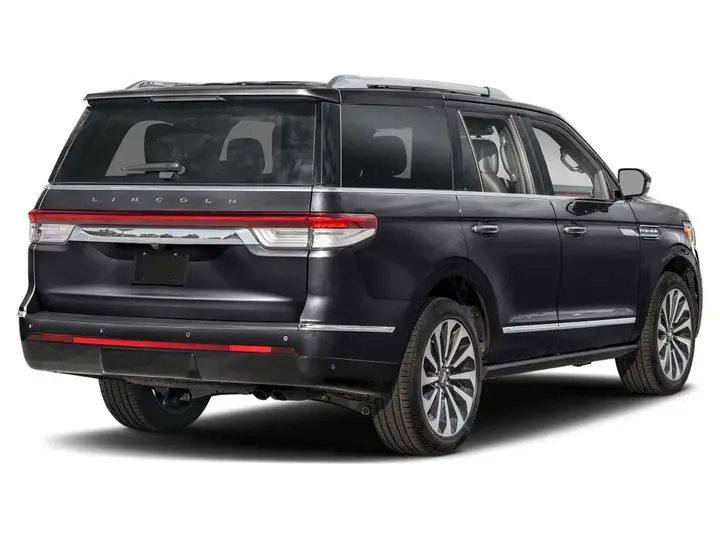 Lincoln Navigator 2024 photo 2