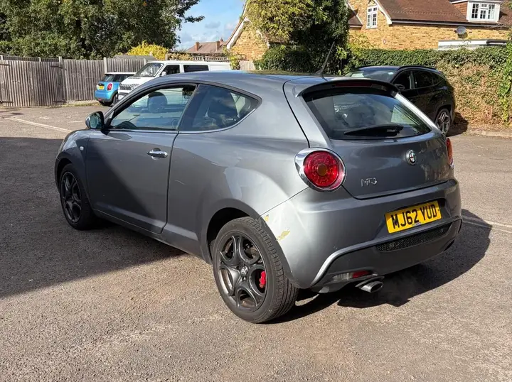 Alfa Romeo Mito 2012 photo 5