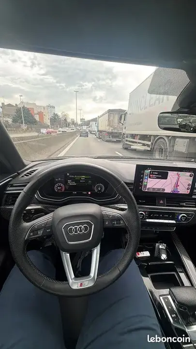 Audi A4 2023 photo 3