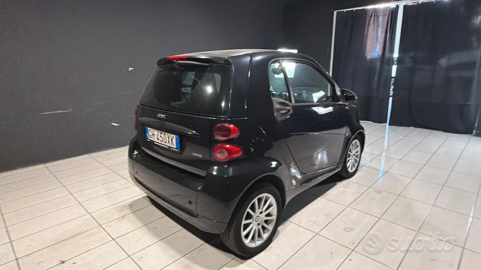 Smart Fortwo 2011 photo 4
