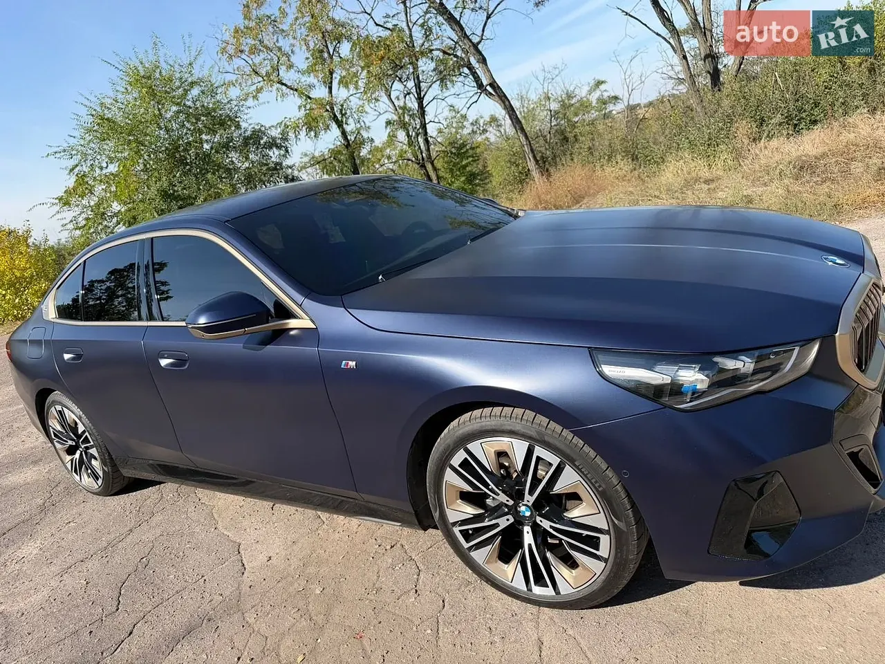 BMW 5 Series 2024 photo 4