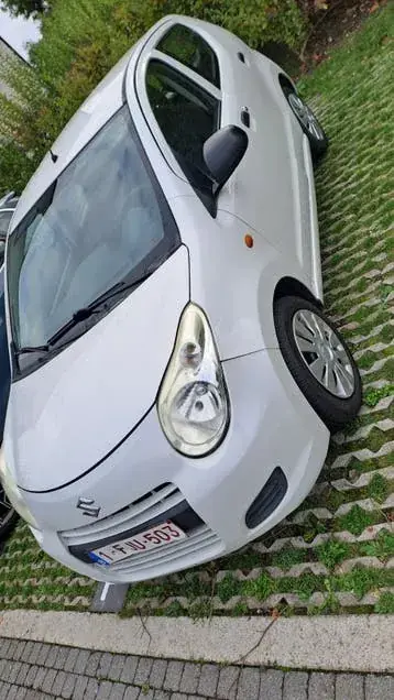 Suzuki Alto 2012 photo 3