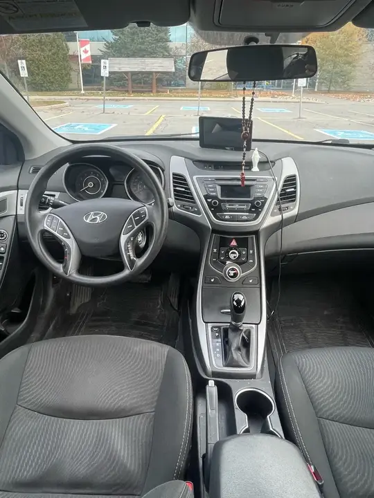 Hyundai Elantra 2016 photo 2