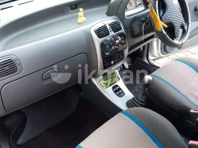 Tata Indica 2003 photo 4