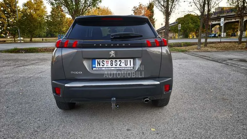 Peugeot 2008 2021 photo 5