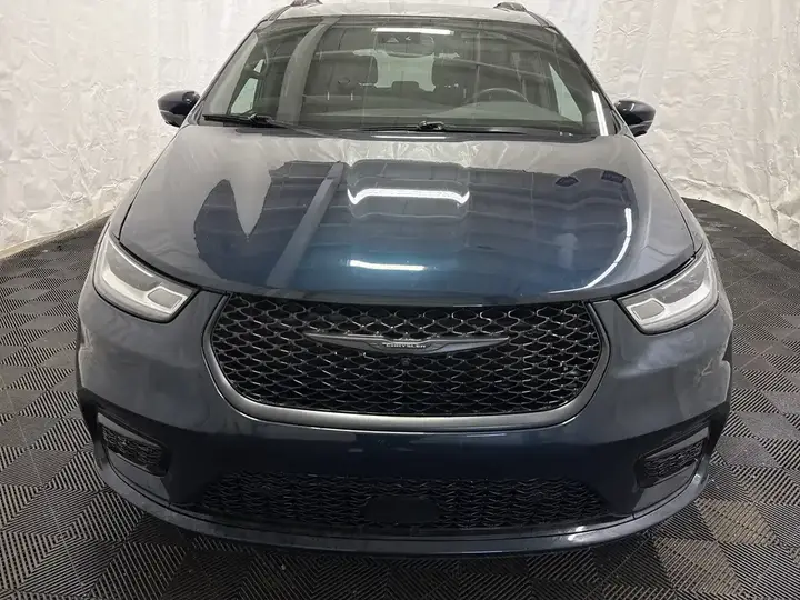 Chrysler Pacifica 2022 photo 5