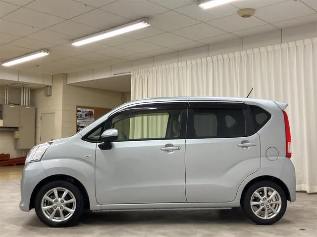 Daihatsu Molve 2018 photo 5