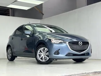Mazda Demio 2014 photo 2