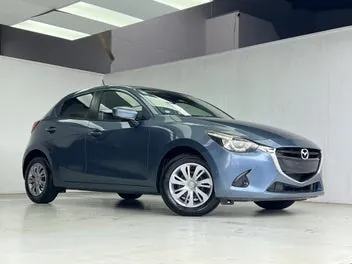 Mazda Demio 2014 photo 5