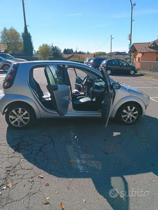 Smart Forfour 2006 photo 2