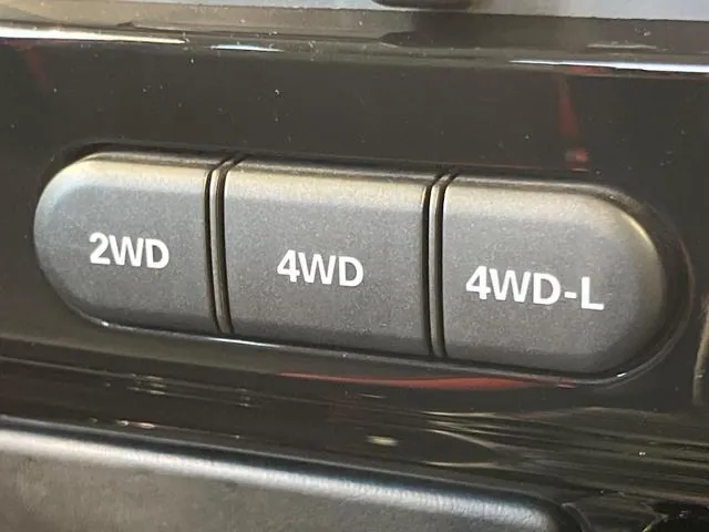 Suzuki Jimny 2012 photo 4