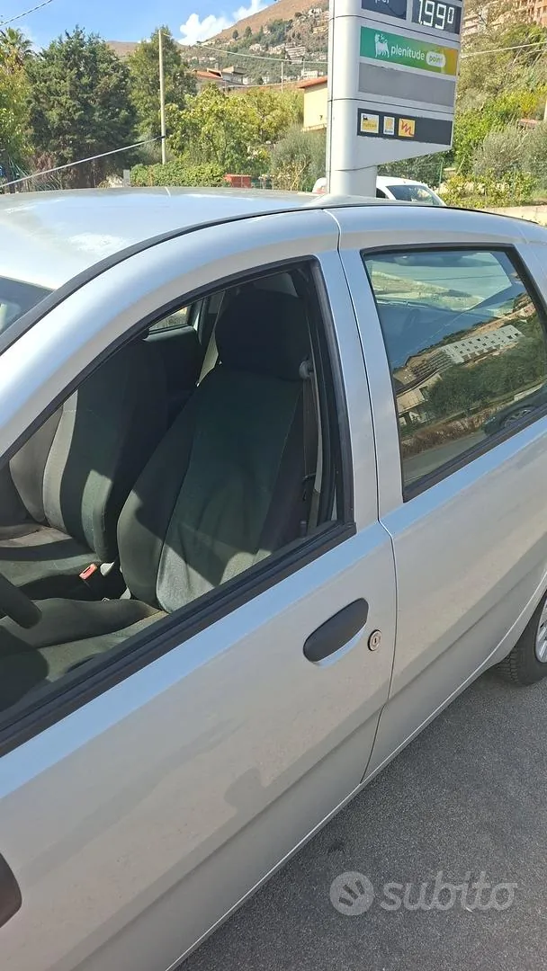 Fiat Punto 2008 photo 4