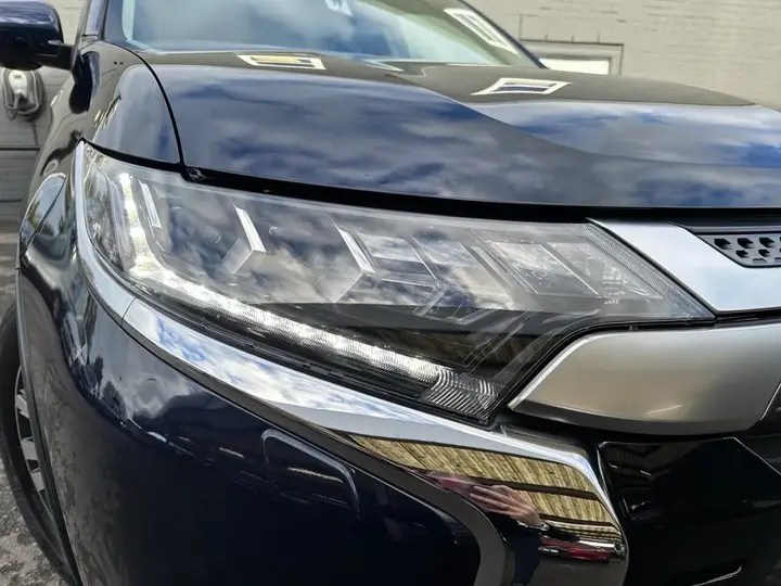 Mitsubishi Outlander 2019 photo 3