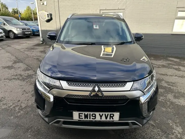 Mitsubishi Outlander 2019 photo 4