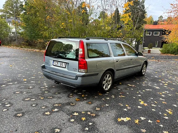Volvo V70 2002 photo 3