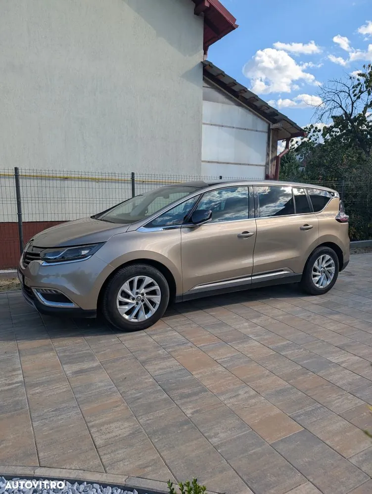 Renault Espace 2015 photo 2