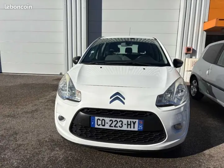 Citroen C3 2013 photo 3