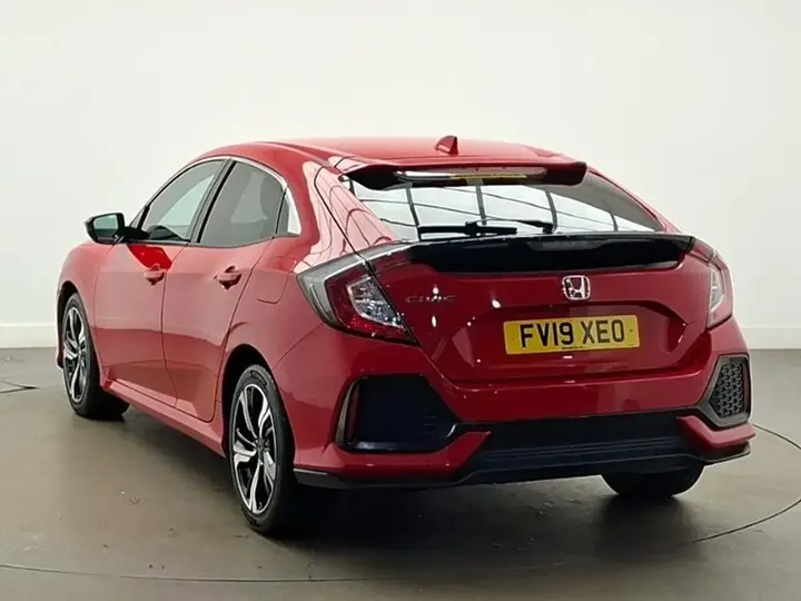 Honda Civic 2019 photo 2