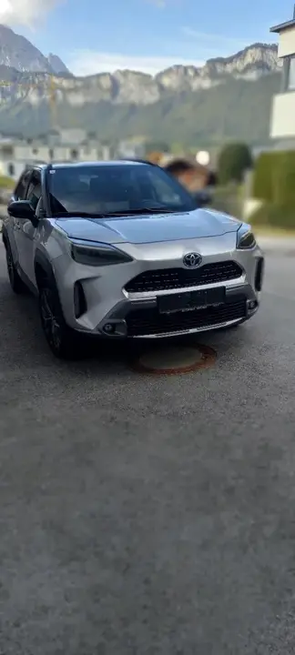 Toyota Yaris Cross 2023 photo 2