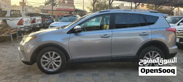 Toyota Rav4 2017 photo 2