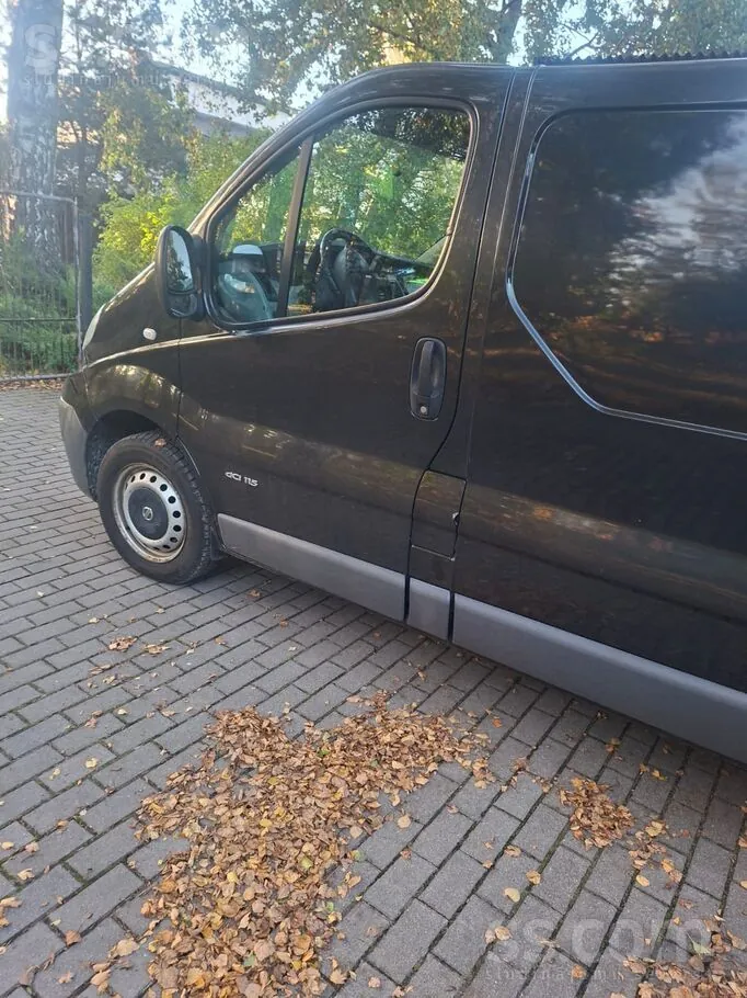 Renault Trafic 2010 photo 3