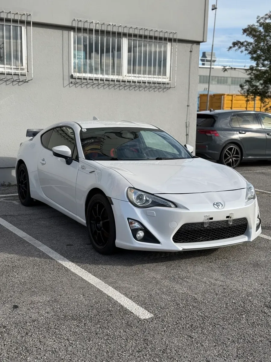 Toyota Gt86 2013 photo 3