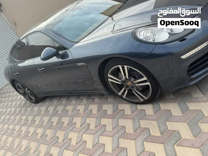 Porsche Panamera 2014 photo 3