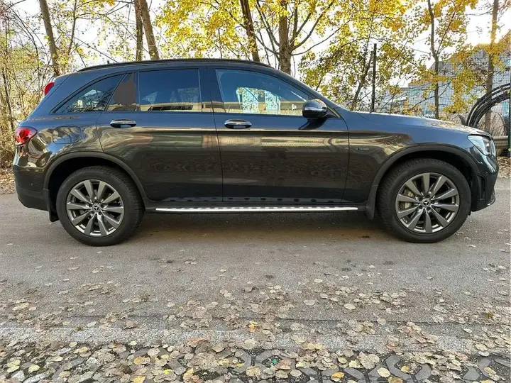 Mercedes-Benz Glc 2020 photo 2