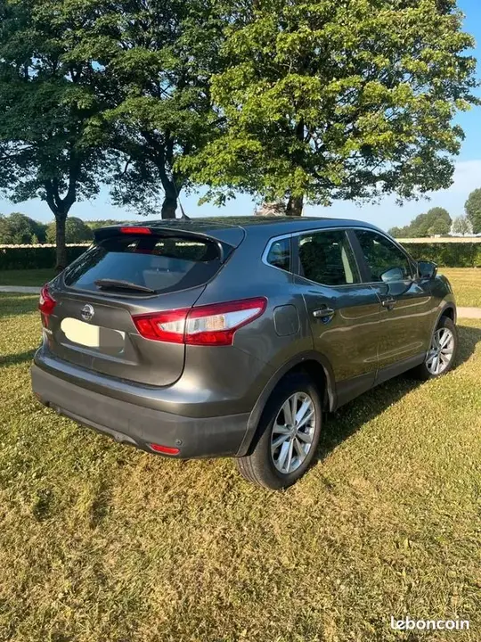 Nissan Qashqai 2017 photo 2