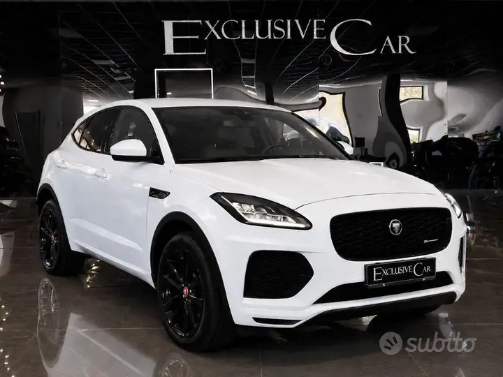 Jaguar E-Pace 2022 photo 2