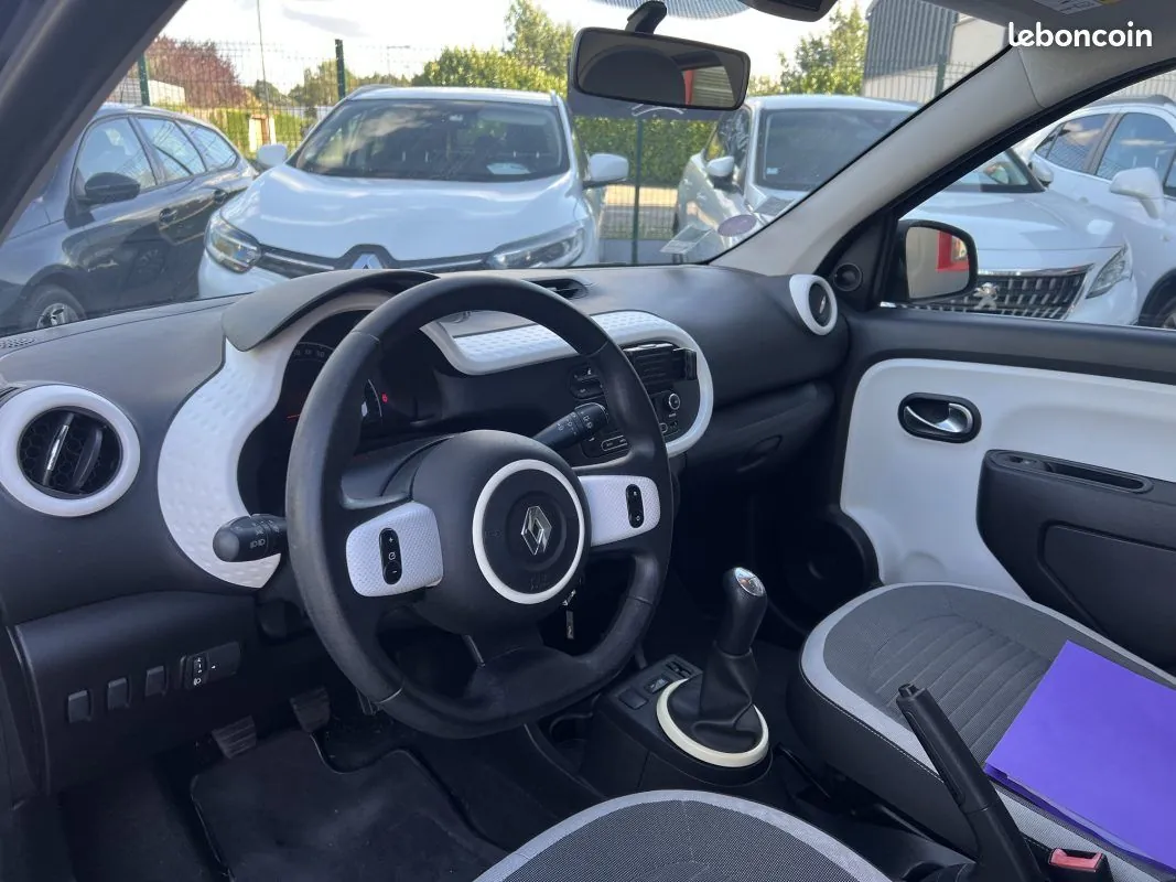 Renault Twingo 2015 photo 3
