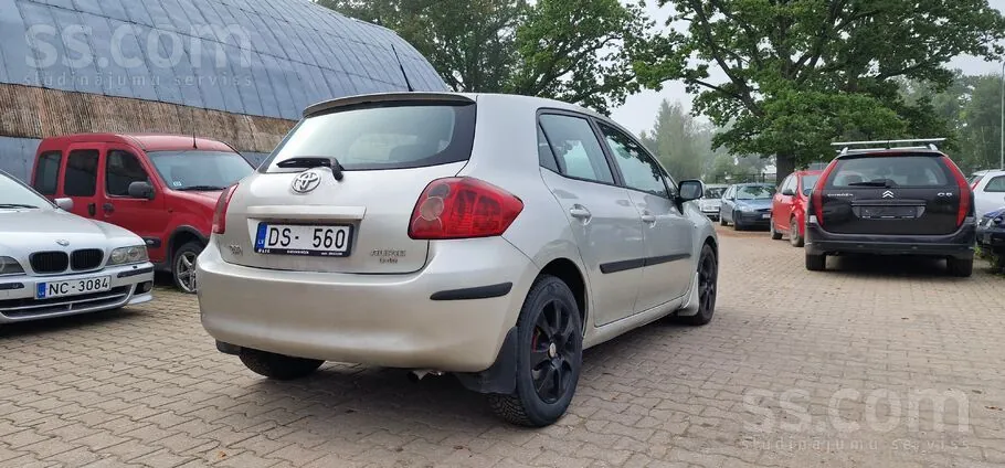 Toyota Auris 2007 photo 3