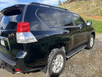 Toyota Land Cruiser Prado 2010 photo 4