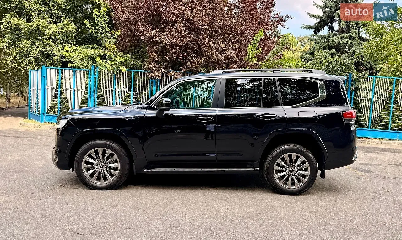 Toyota Land Cruiser 2025 photo 5
