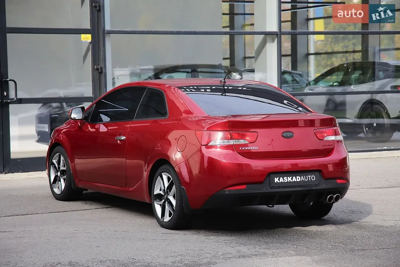 Kia Cerato 2011 photo 4