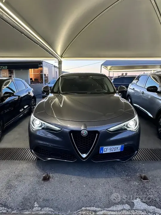 Alfa Romeo Stelvio 2021 photo 3