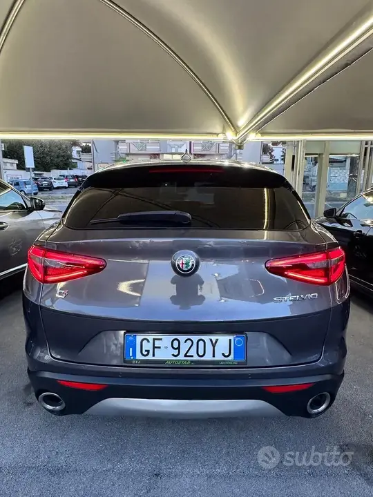 Alfa Romeo Stelvio 2021 photo 2