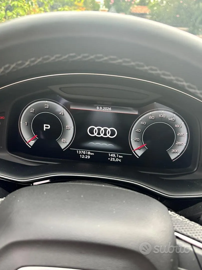 Audi Q8 2021 photo 5