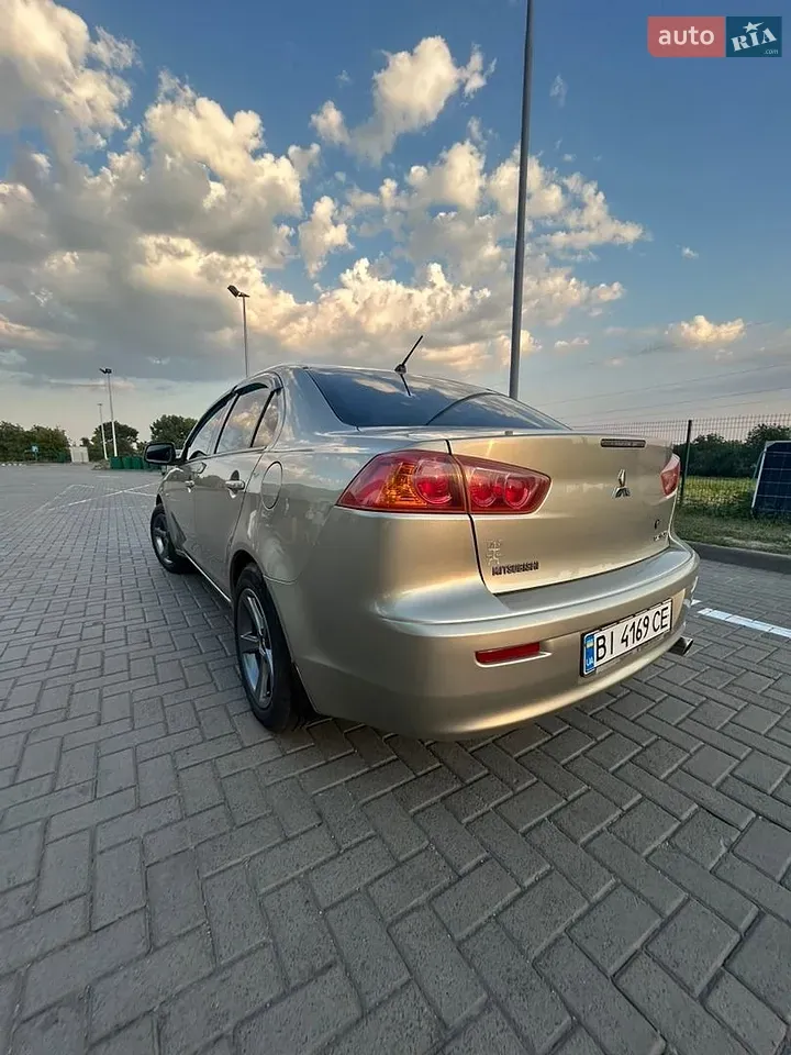 Mitsubishi Lancer 2008 photo 4