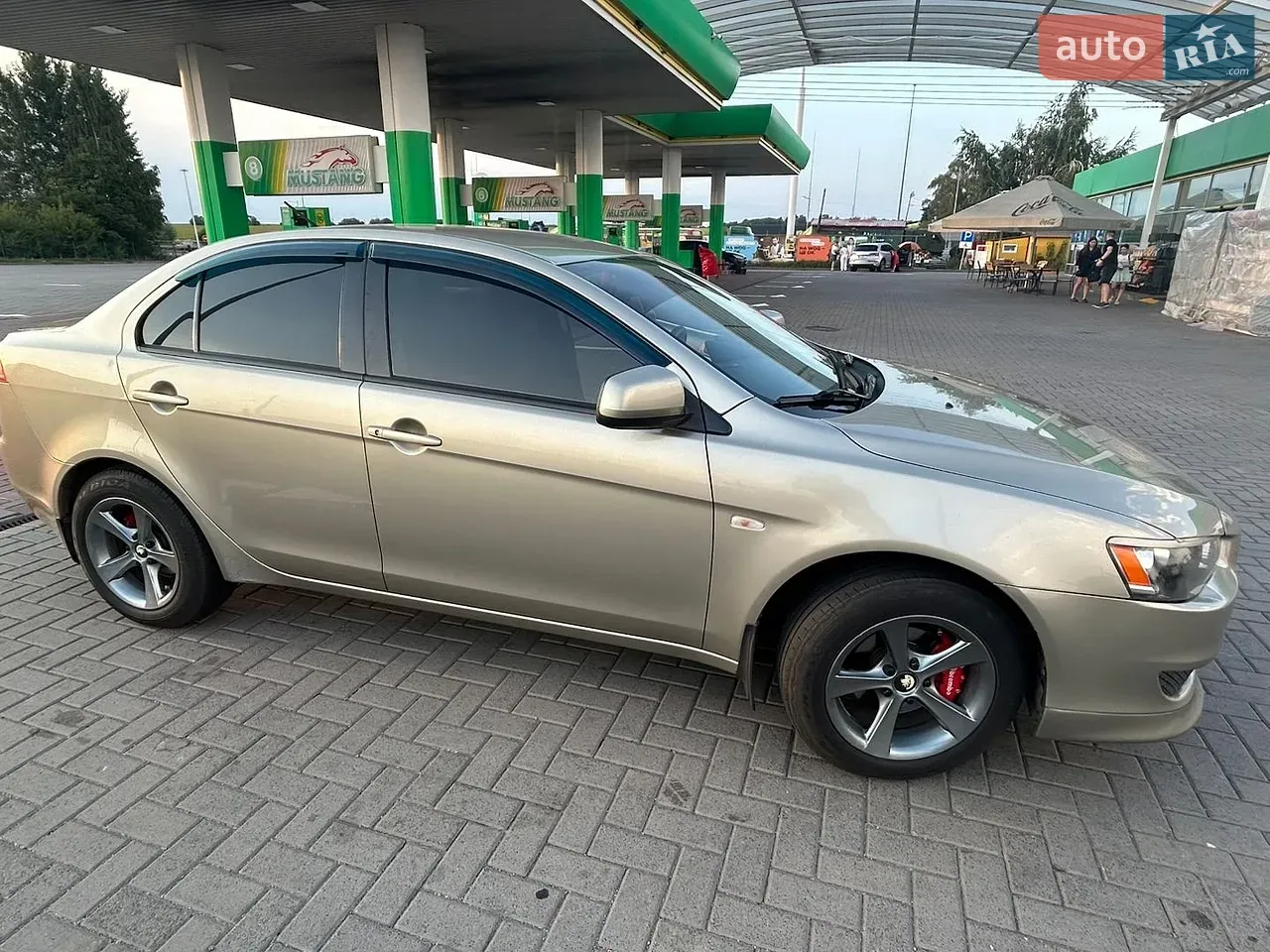 Mitsubishi Lancer