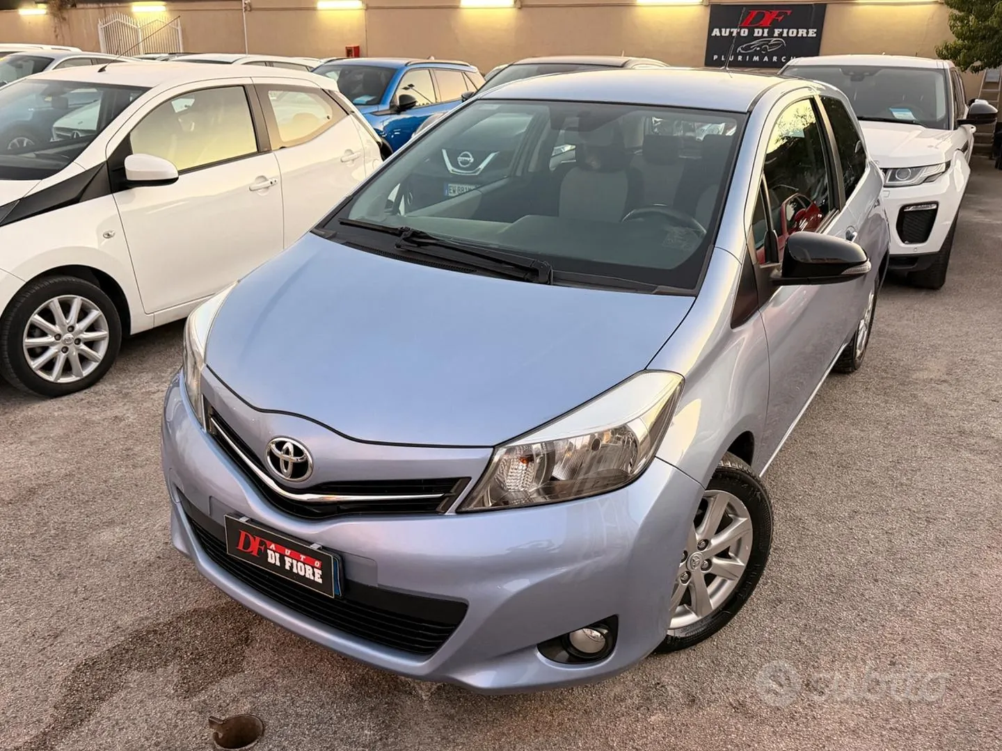 Toyota Yaris 2012 photo 3