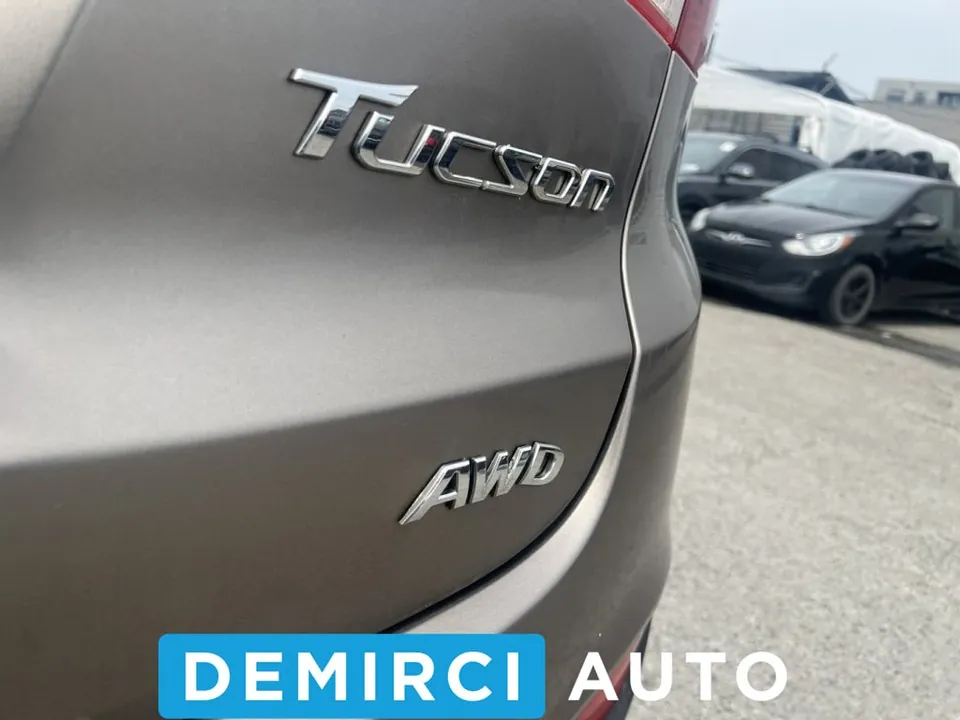 Hyundai Tucson 2011 photo 2
