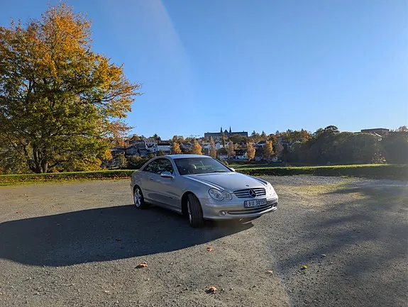 Mercedes-Benz Clk320