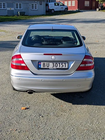 Mercedes-Benz Clk320 2003 photo 3