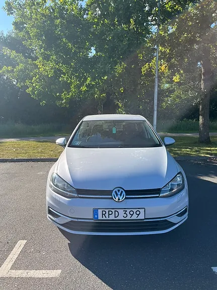 Volkswagen Golf 2018 photo 2