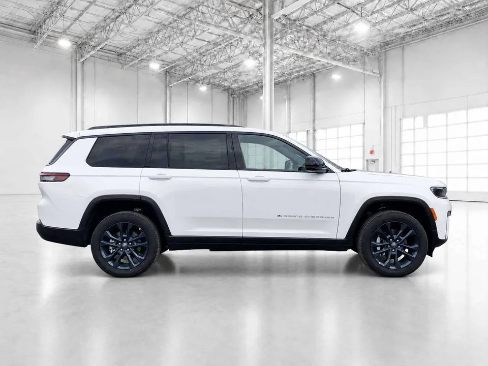 Jeep Grand Cherokee 2026 photo 5