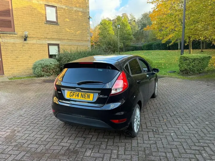 Ford Fiesta 2014 photo 3